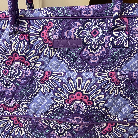 🎉4XHP🎉 BNWT Vera Bradley Grand Traveller - Picture 3 of 9